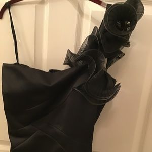 Elegant Black One-Shoulder Dress